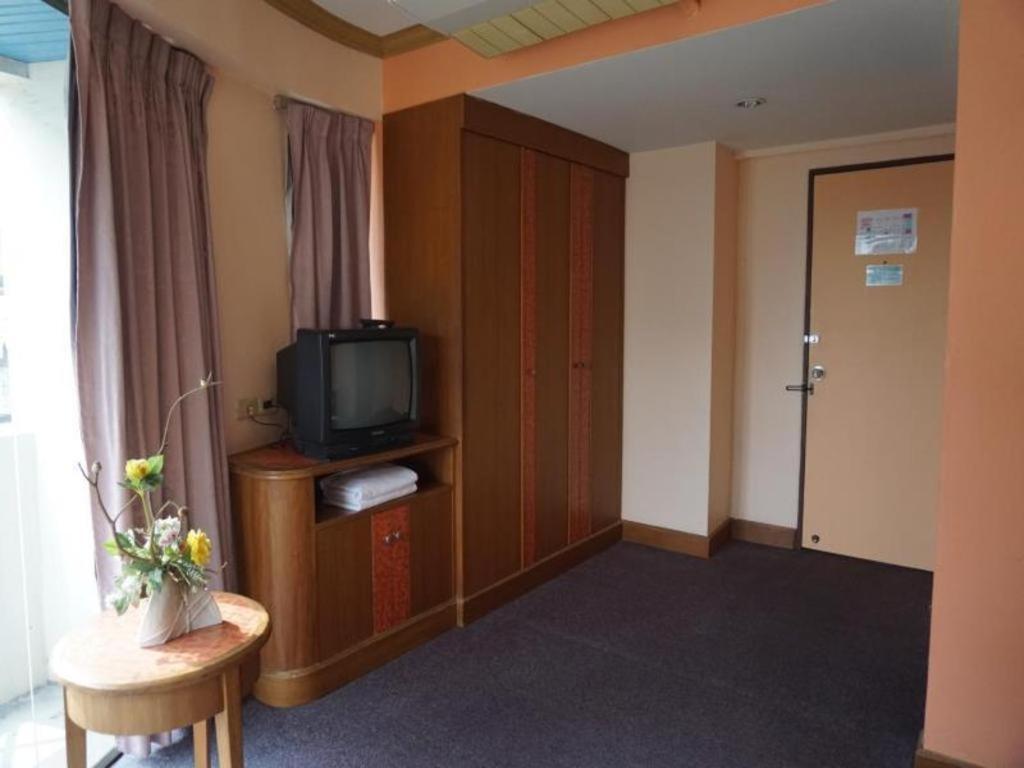 Tanaphat Hatyai Hotel Hat Yai Bagian luar foto