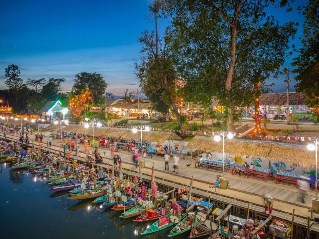 Tanaphat Hatyai Hotel Hat Yai Bagian luar foto
